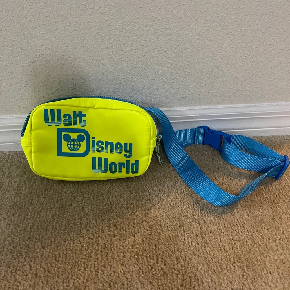 Walt Disney world Fanny pack
